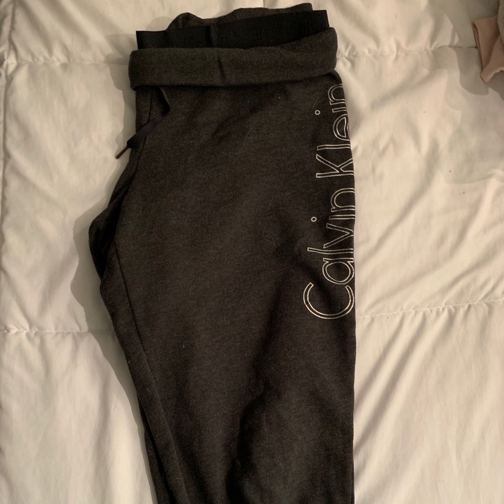 Calvin Klein cropped sweat